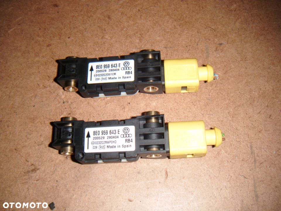 audi a4 b6 czujnik uderzenia boczny 8e0959643E - 1