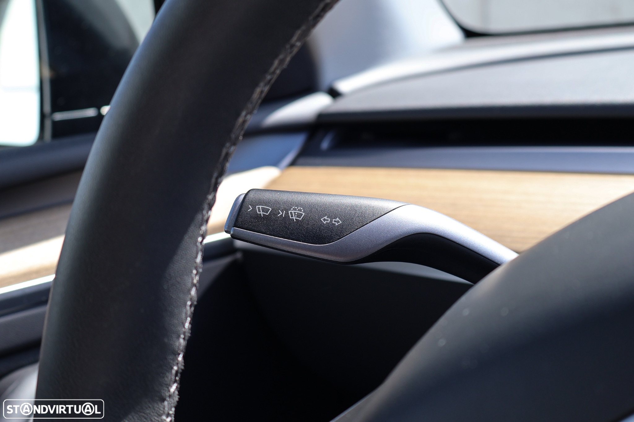 Tesla Model Y Tração Traseira - 21