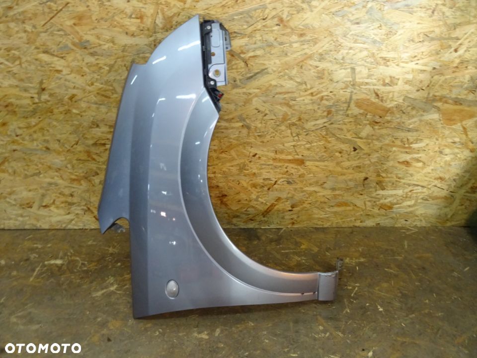 BŁOTNIK PRAWY PRZÓD PRZEDNI OPEL MERIVA A LAK:Z163 NR280