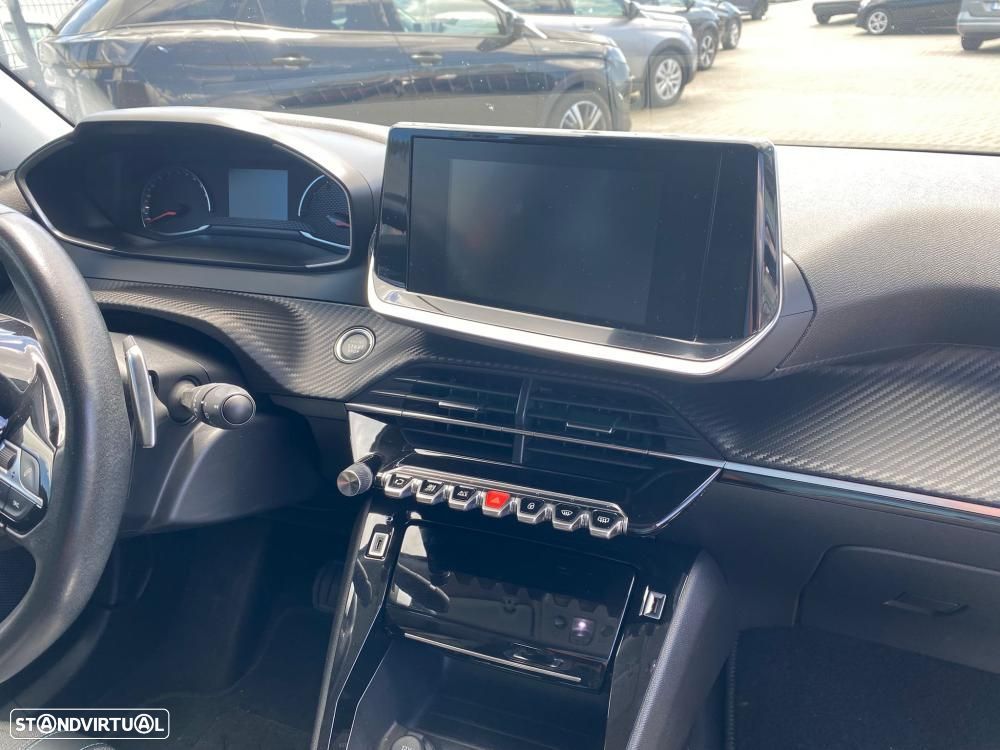 Peugeot 2008 1.2 PureTech Active Pack EAT8 - 7