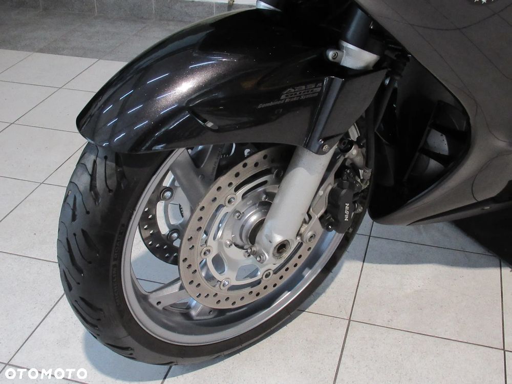 Honda ST - 27