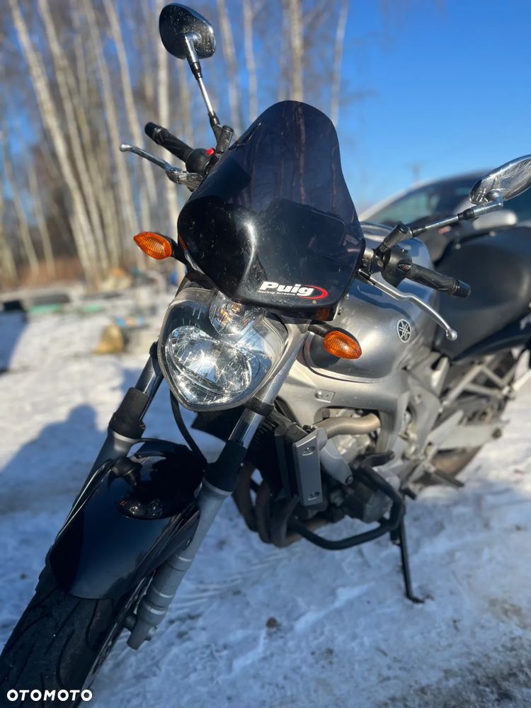 Yamaha FZ6 - 8