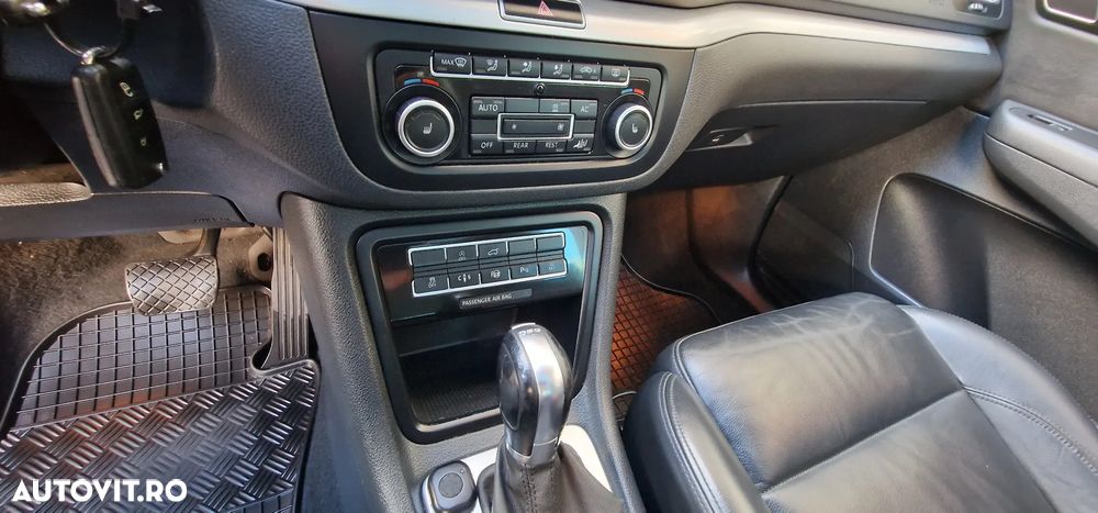 Volkswagen Sharan - 13