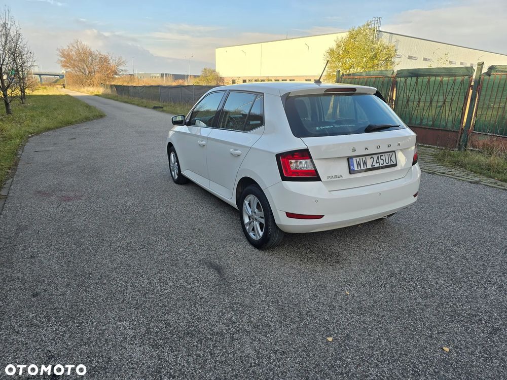 Skoda Fabia 1.0 Ambition - 11