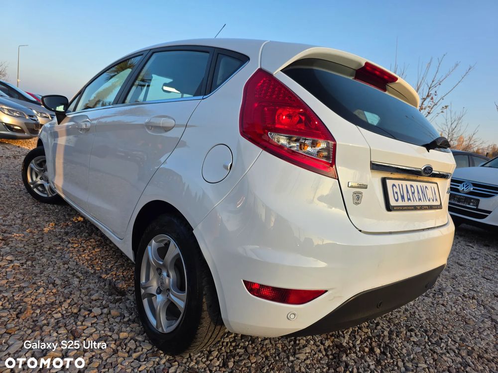 Ford Fiesta - 17