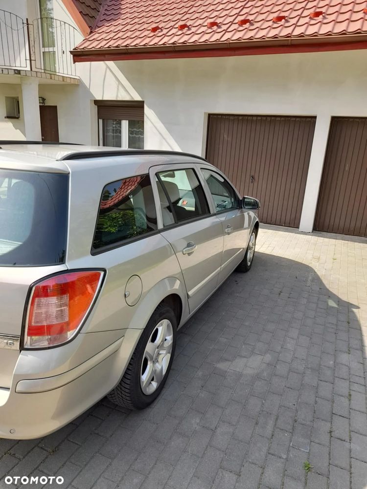 Opel Astra - 4