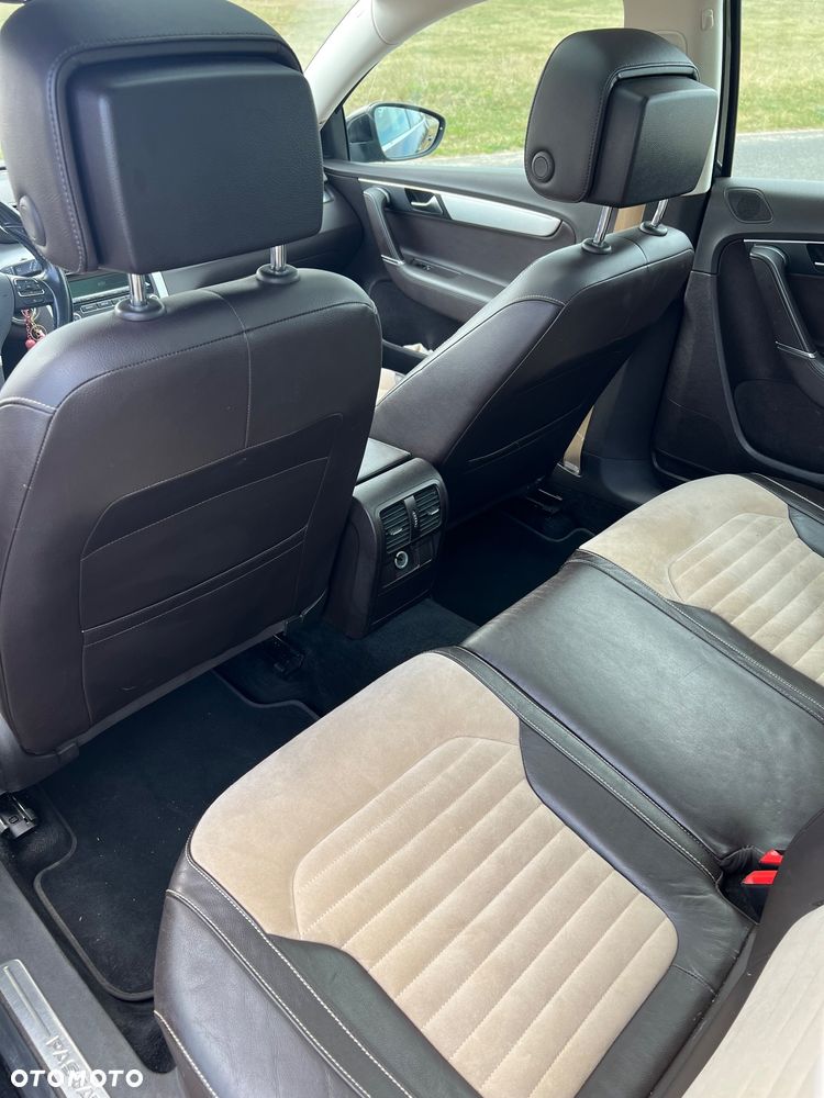 Volkswagen Passat 2.0 TSI Highline DSG - 8