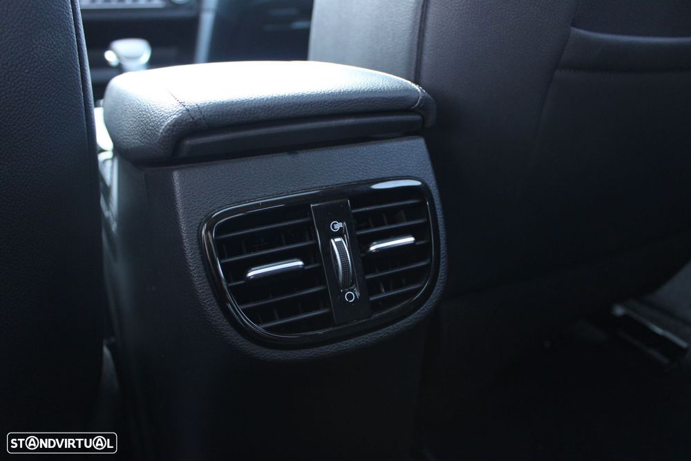 Kia XCeed 1.6 GDi PHEV First Edition+SRF - 33