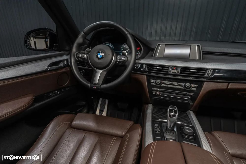 BMW X5 25 d xDrive Pack M - 10