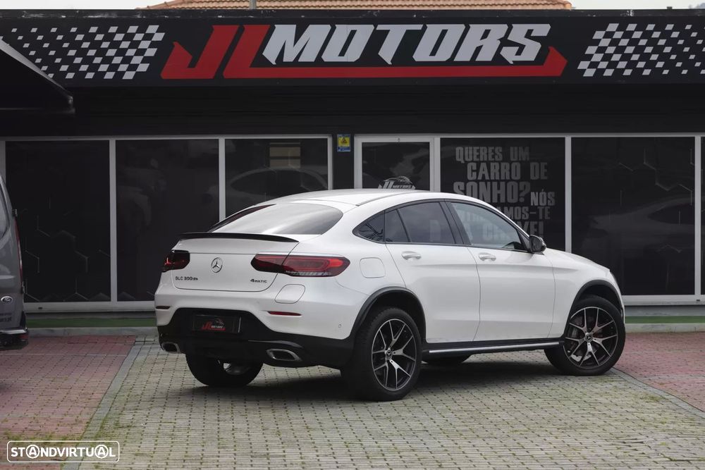 Mercedes-Benz GLC 300 de Coupe 4Matic 9G-TRONIC AMG Line - 26