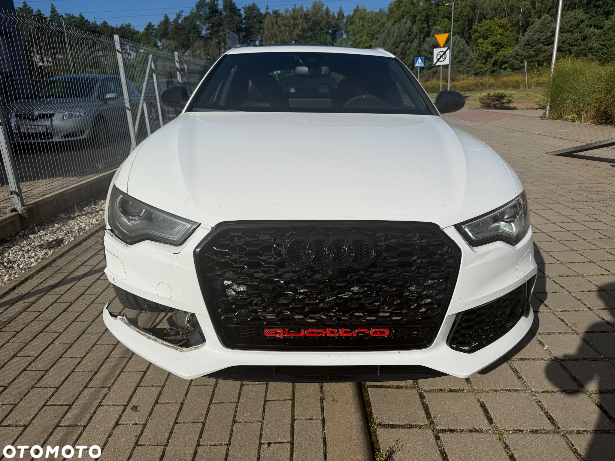 Audi A6 - 4