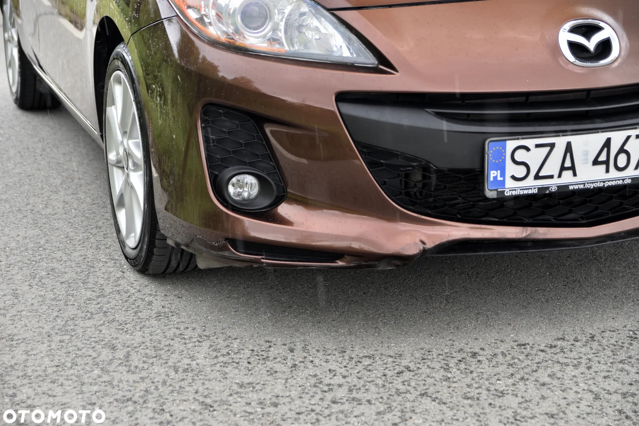 Mazda 3 1.6 Exclusive + - 18