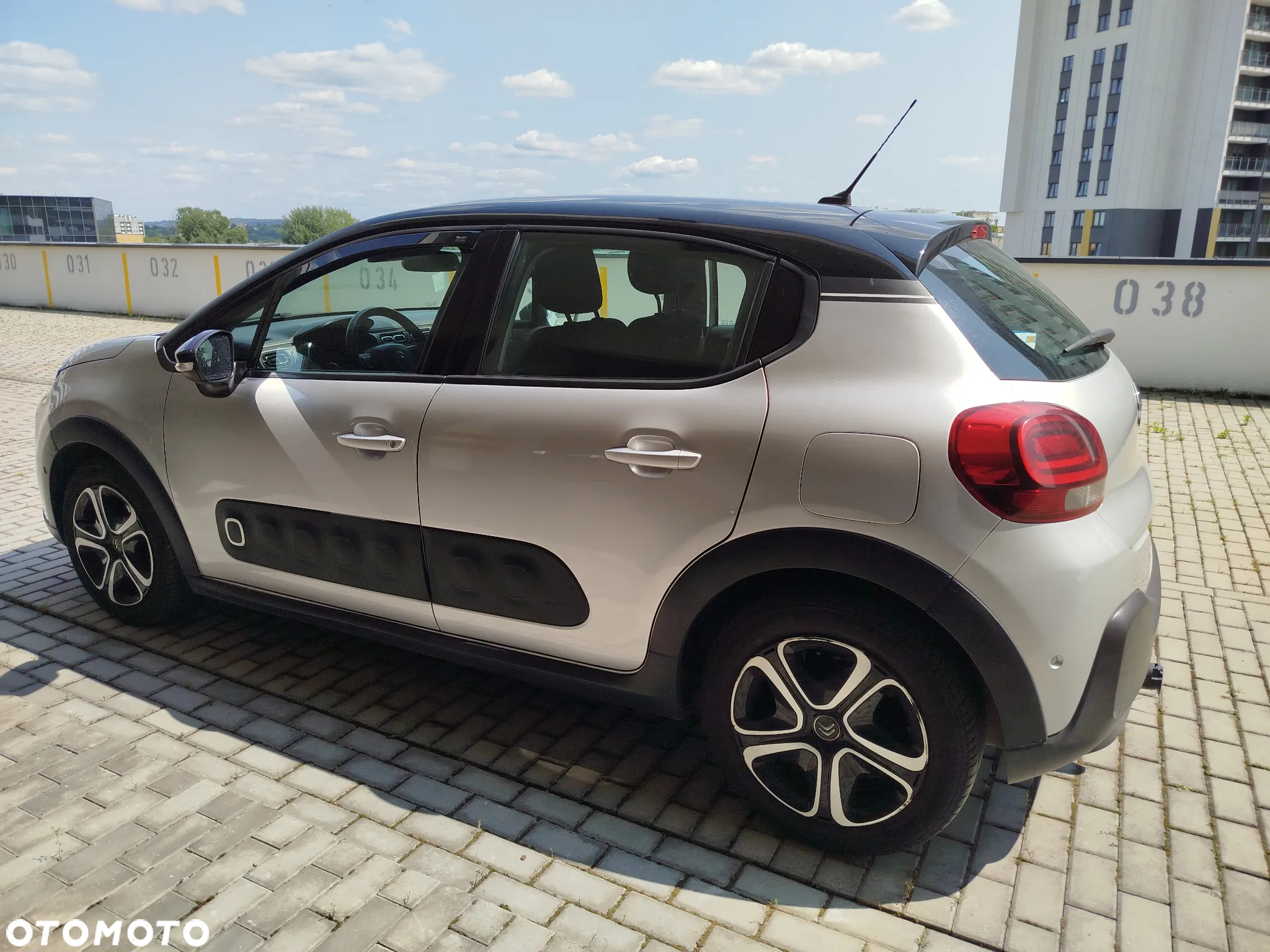 Citroën C3 HDi BlueHDi 100 Exclusive - 16