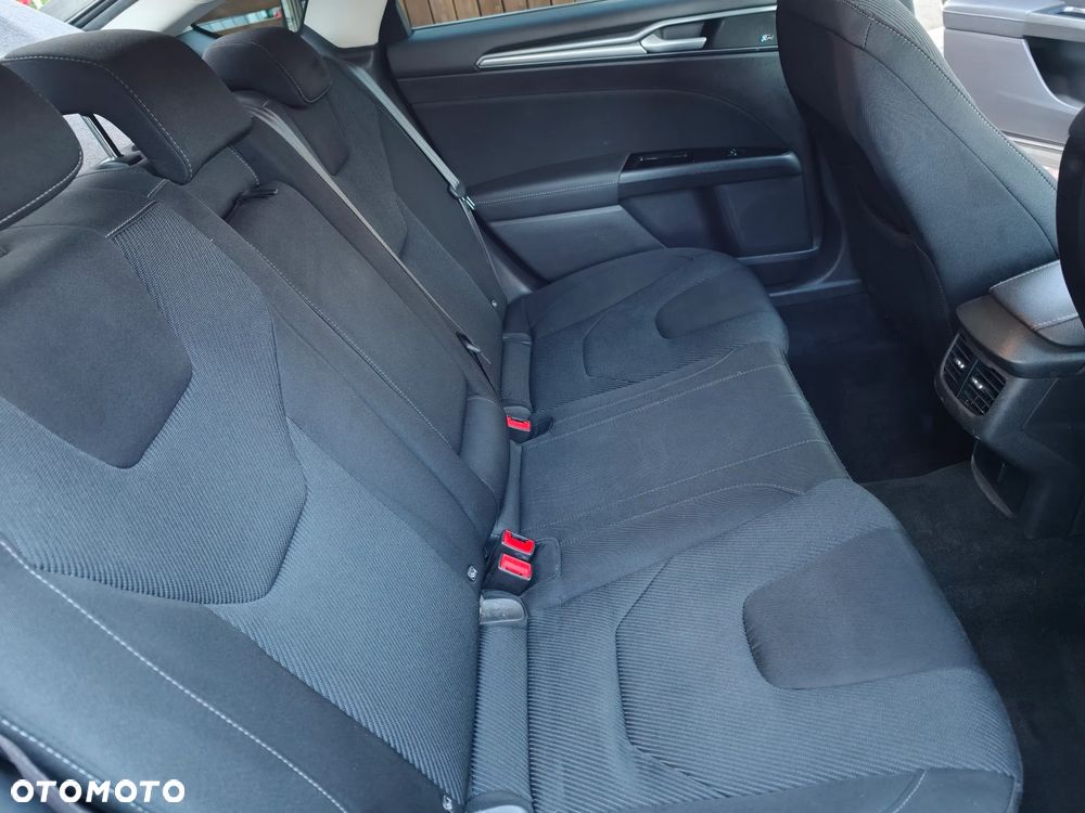 Ford Mondeo 2.0 TDCi Titanium PowerShift - 13