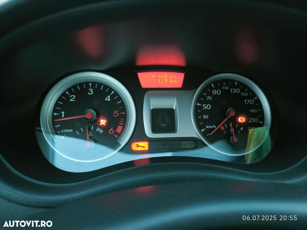 Renault Clio III 1.5dCi Authentique - 7