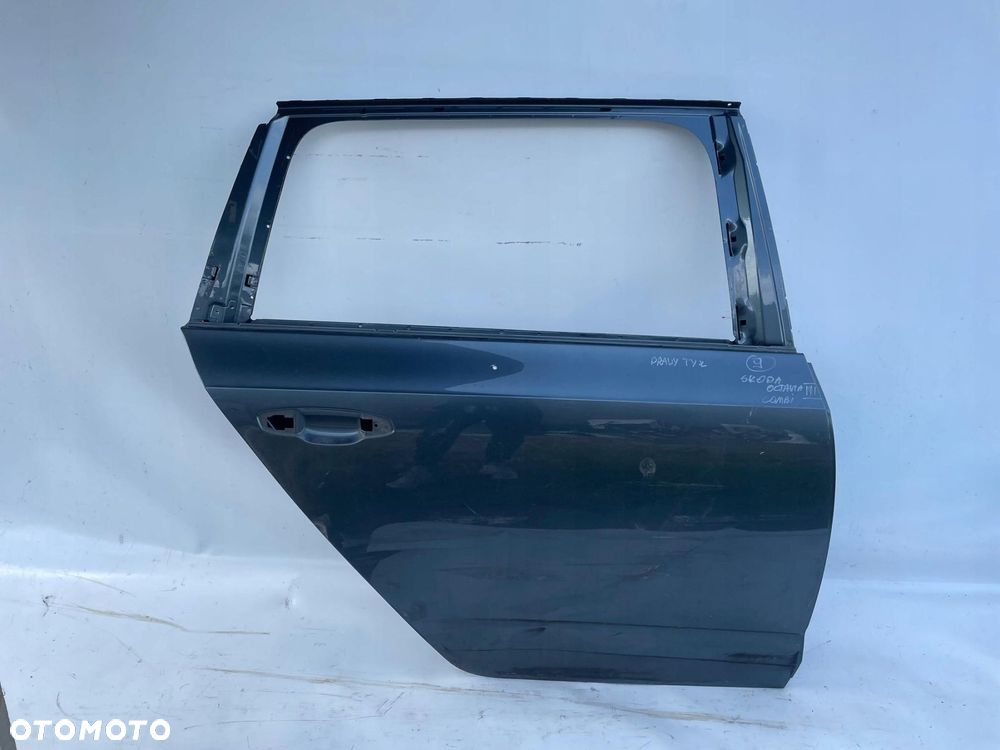 SKODA OCTAVIA III KOMBI DRZWI PRAWY TYŁ 5E9833312D - 1