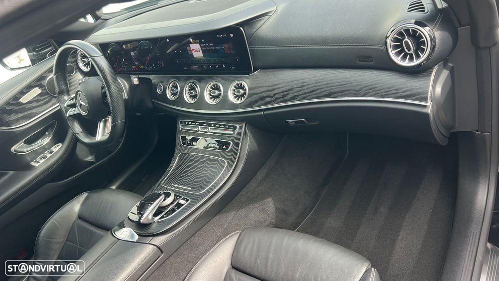 Mercedes-Benz E 220 d Cabrio 4Matic 9G-Tronic AMG Line - 39