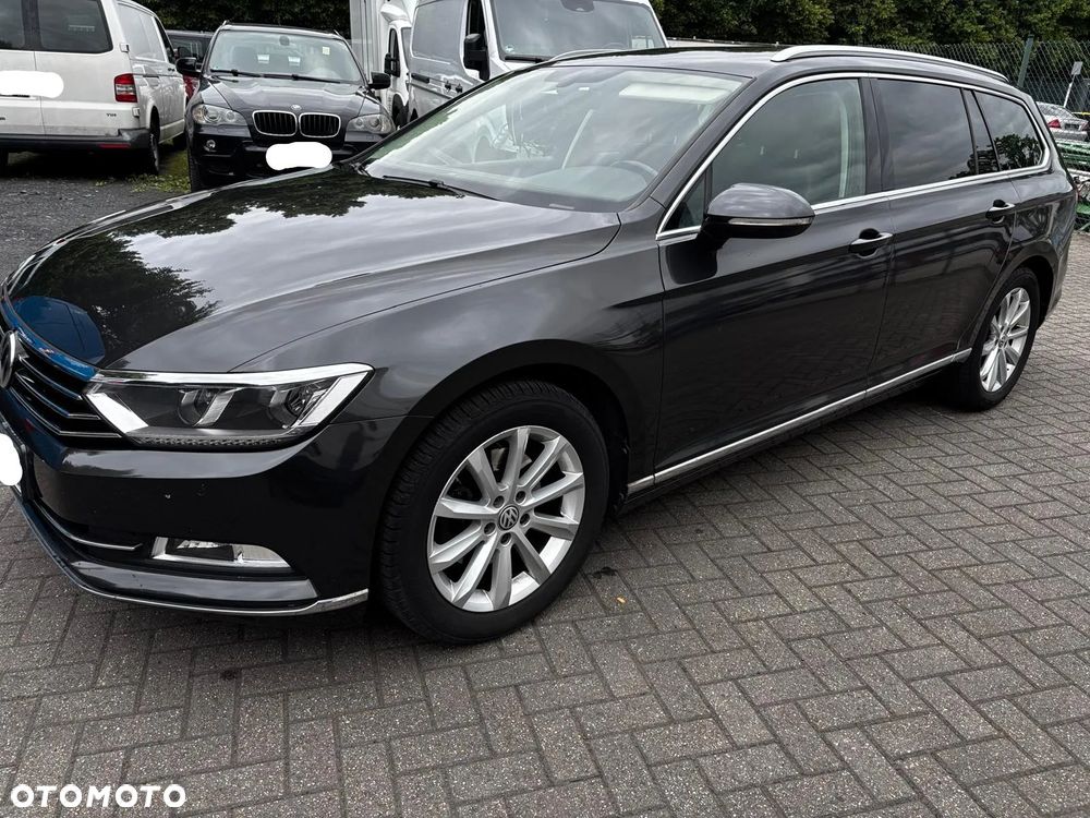 Volkswagen Passat 2.0 TDI (BlueMotion Technology) Highline - 1