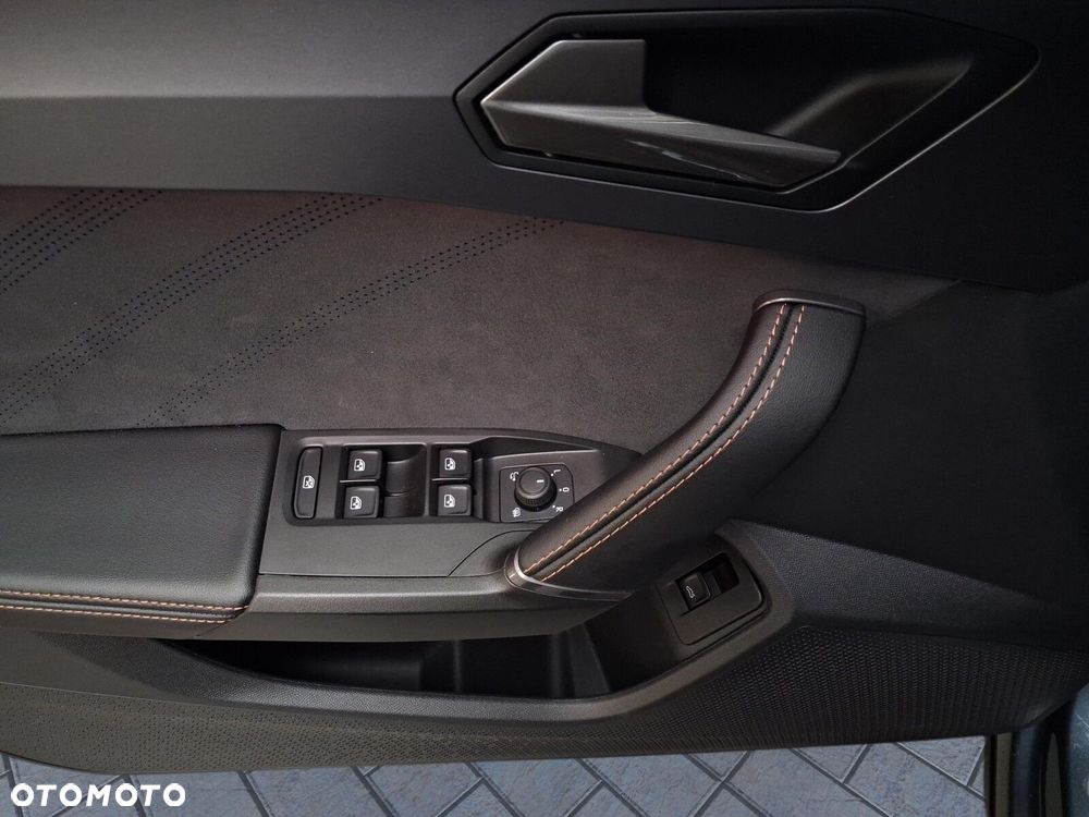 Cupra Formentor 1.5 eTSI mHEV DSG - 12