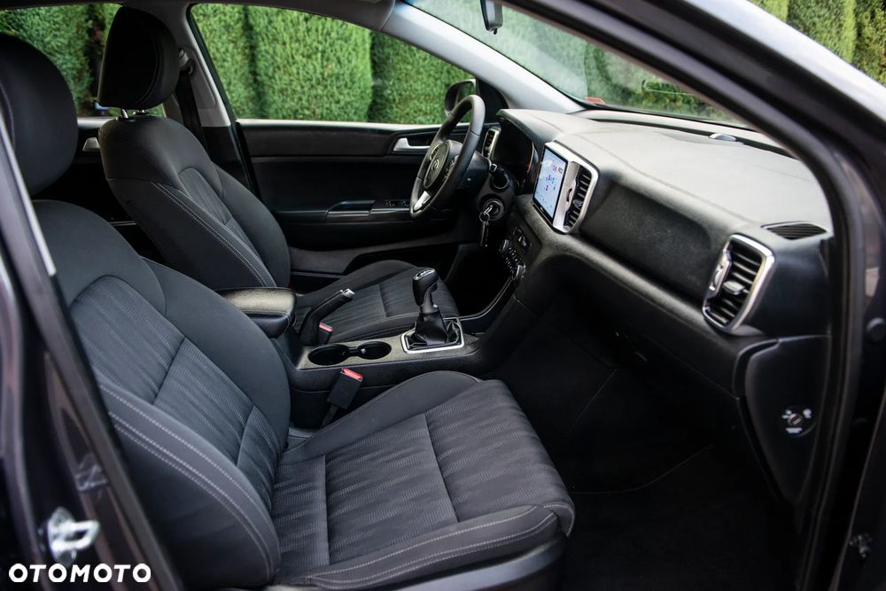 Kia Sportage 1.6 GDI 2WD Attract - 38