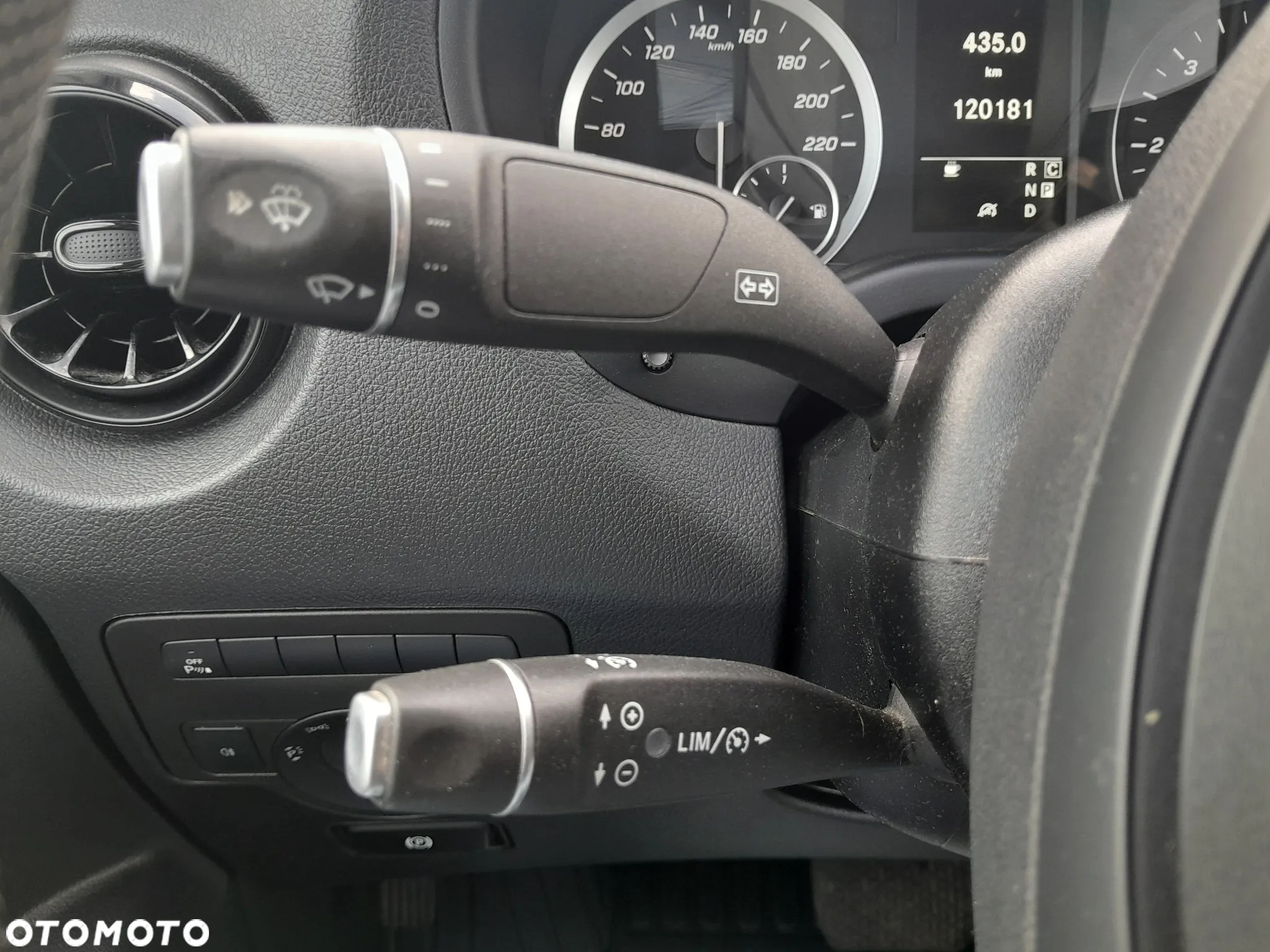Mercedes-Benz Vito - 13