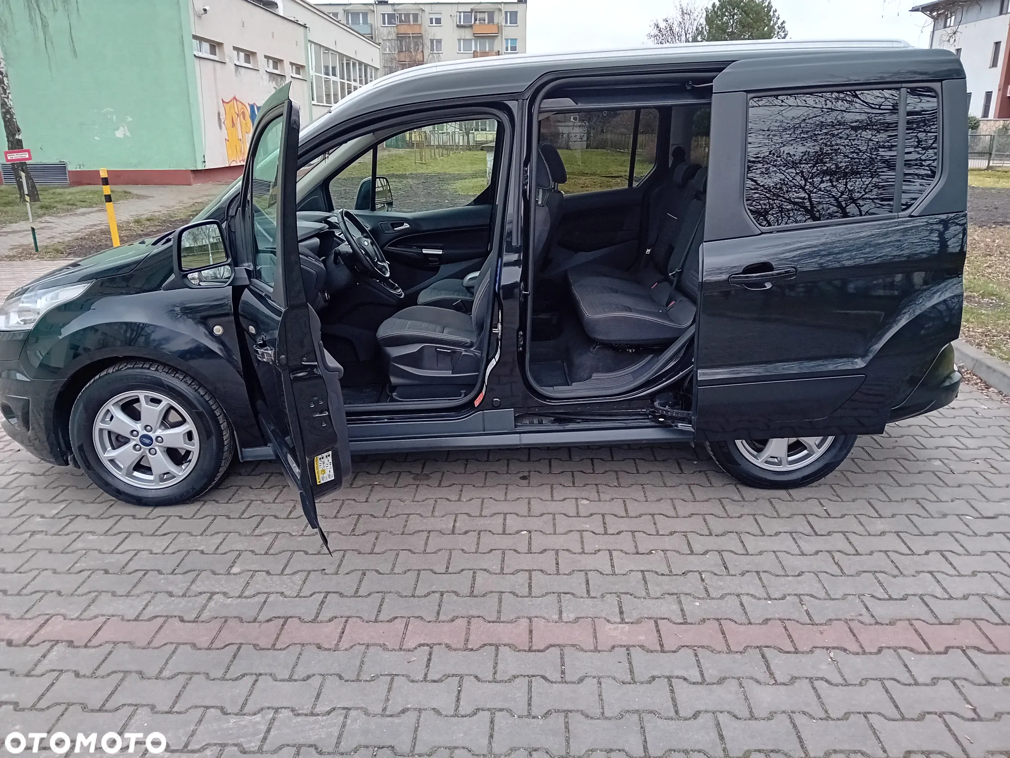 Ford Tourneo Connect 1.5 TDCi Titanium - 20