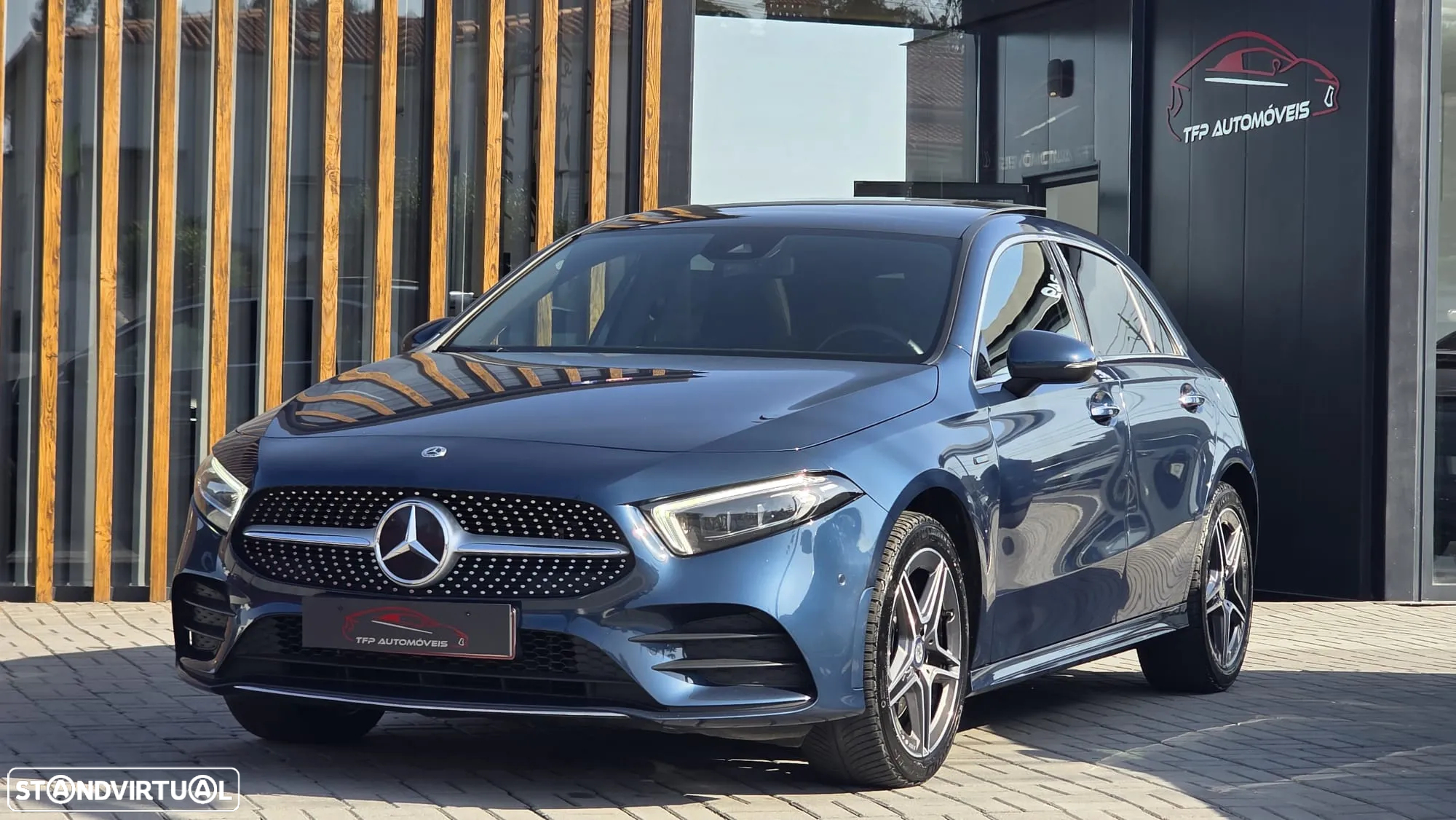 Mercedes-Benz A 250 e AMG Line - 6