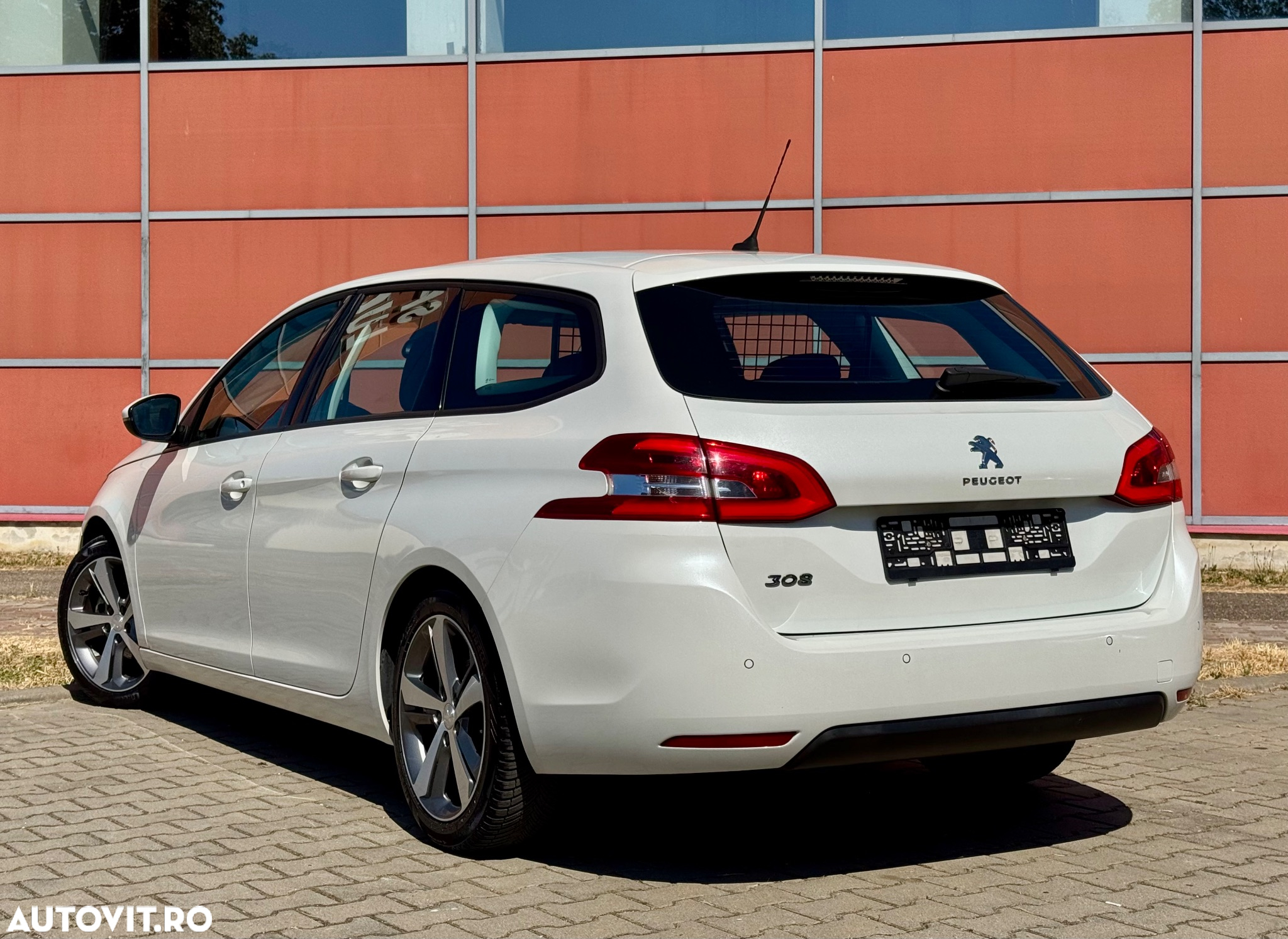 Peugeot 308 SW BlueHDi 130 Allure Pack - 3