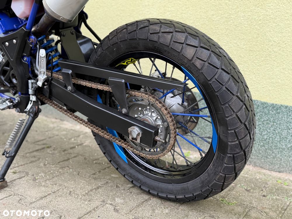 Yamaha WR - 20