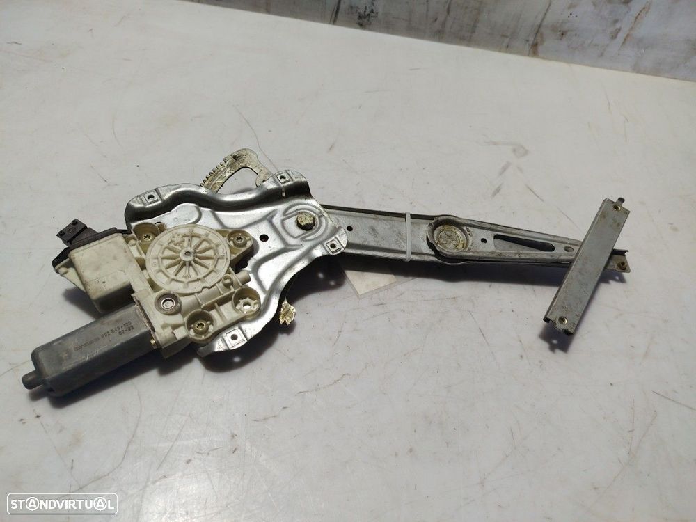 Elevador vidros frente esquerdo TOYOTA Avensis Liftback (_T25_) - 2