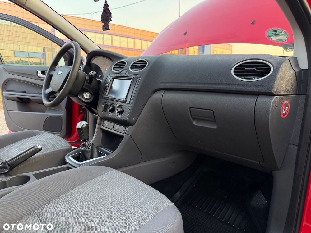 Ford Focus 1.6 TDCi Trend - 14