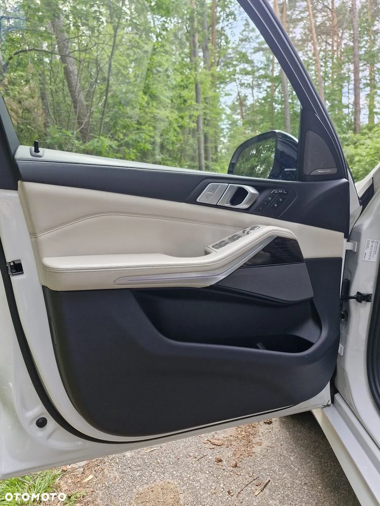 BMW X7 - 14