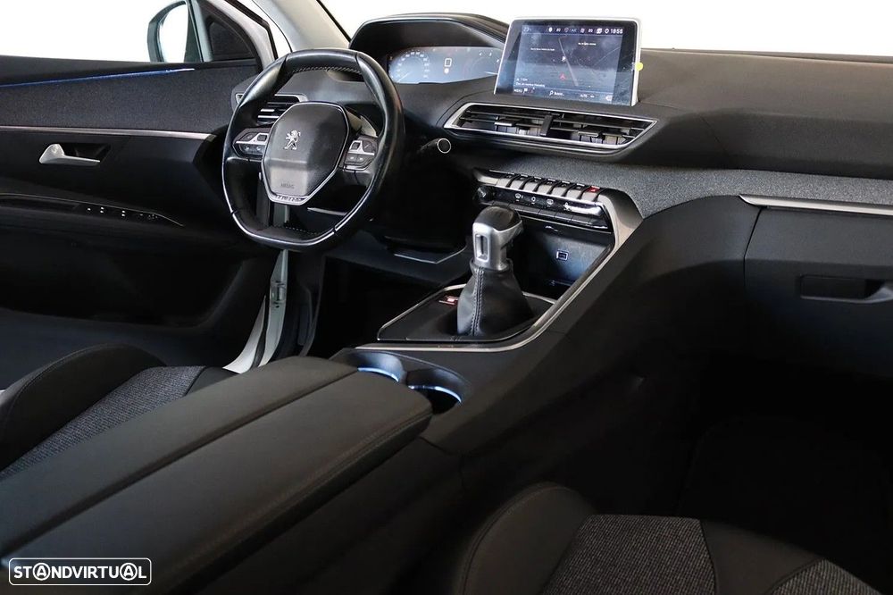 Peugeot 5008 1.2 PureTech Allure - 5