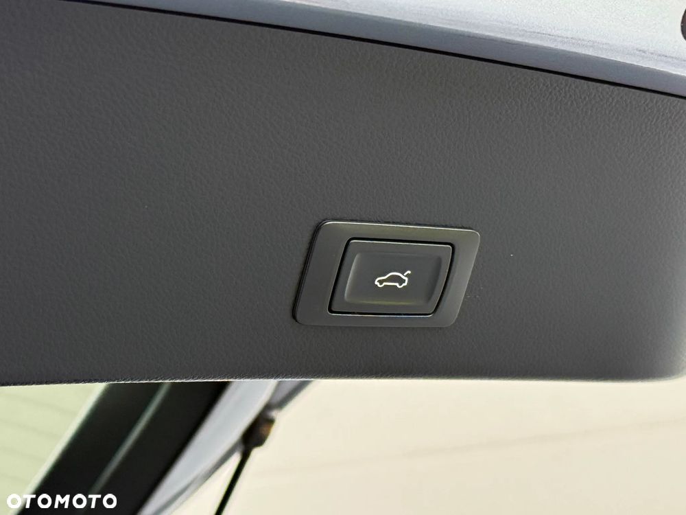 Audi A6 Avant 2.0 TDI quattro S tronic - 26