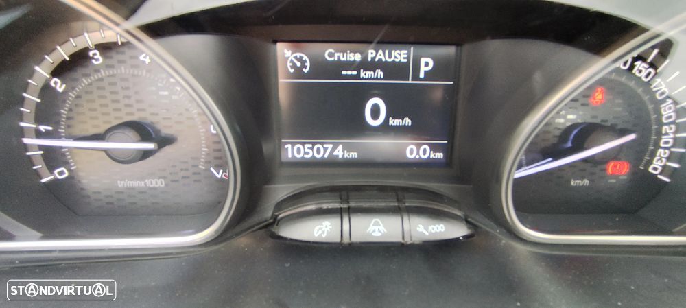 Peugeot 2008 PureTech 110 Stop&Start EAT6 GT-Line Edition - 13