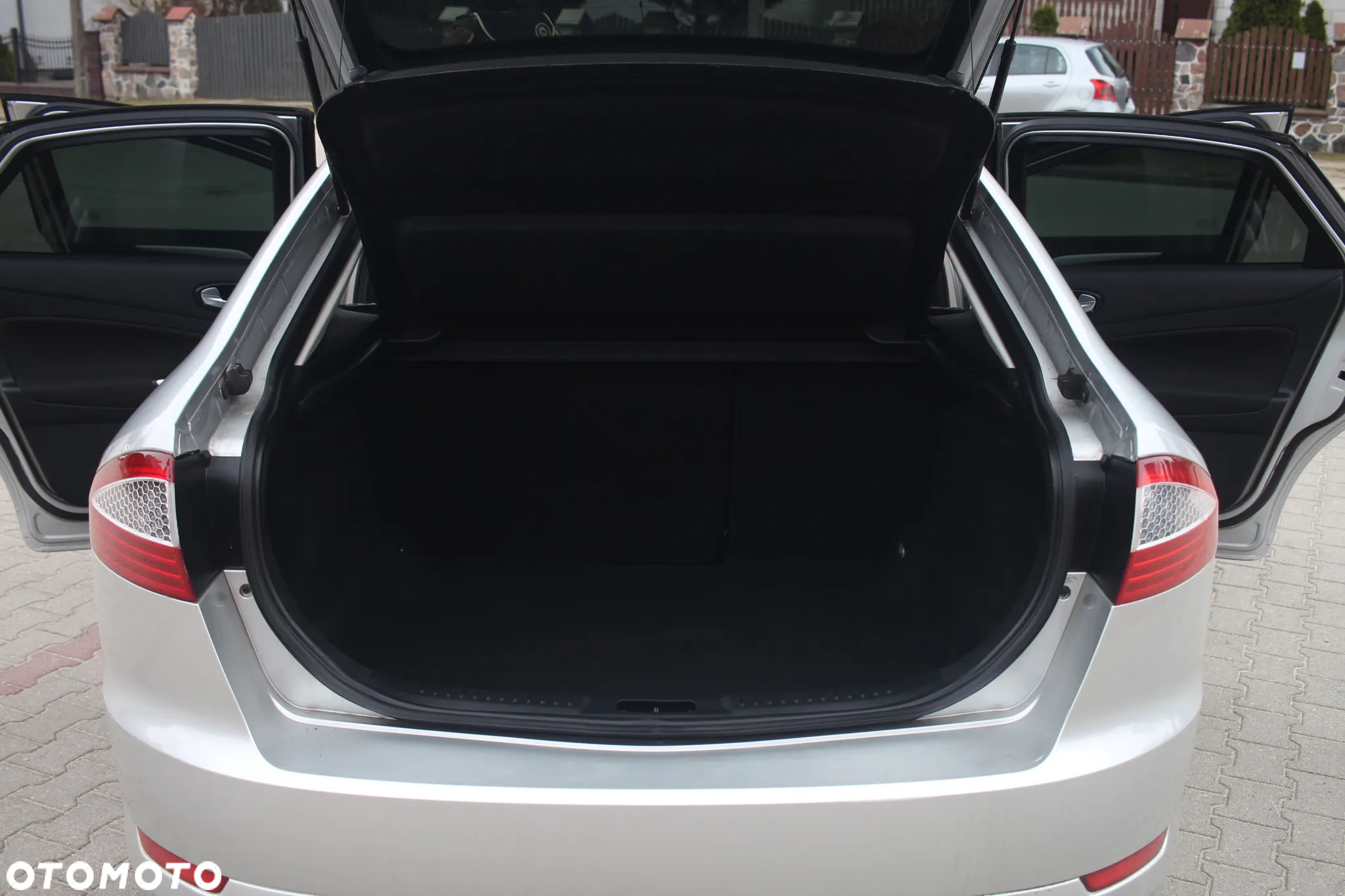 Ford Mondeo 2.0 Champions Edition - 23