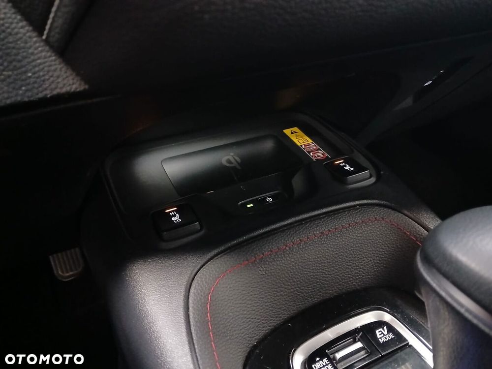 Toyota Corolla 1.8 Hybrid GR Sport Dynamic - 24