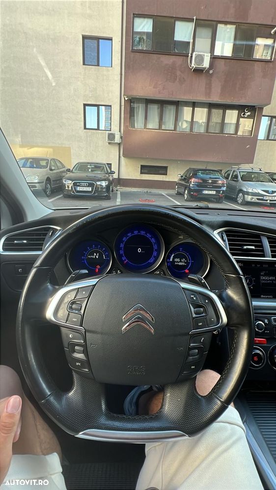 Citroën C4 1.6 THP BMP Exclusive - 8