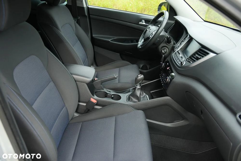 Hyundai Tucson blue 1.6 GDi 2WD Intro Edition - 23