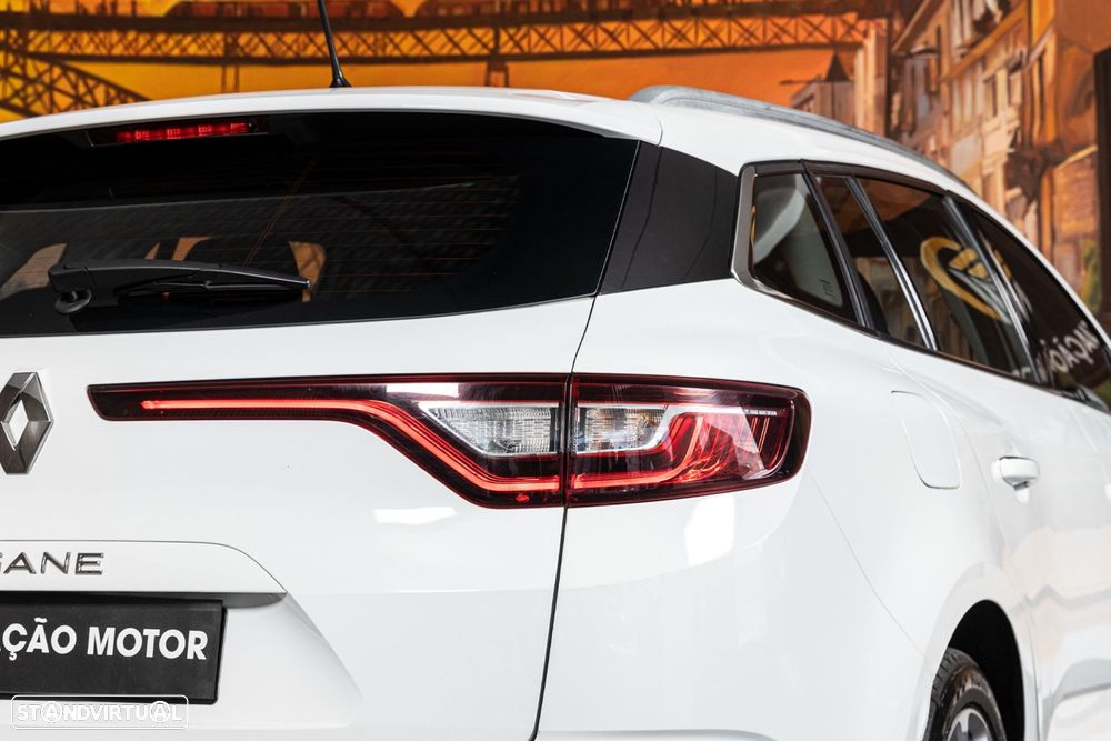 Renault Mégane Sport Tourer 1.5 dCi Limited EDC - 8