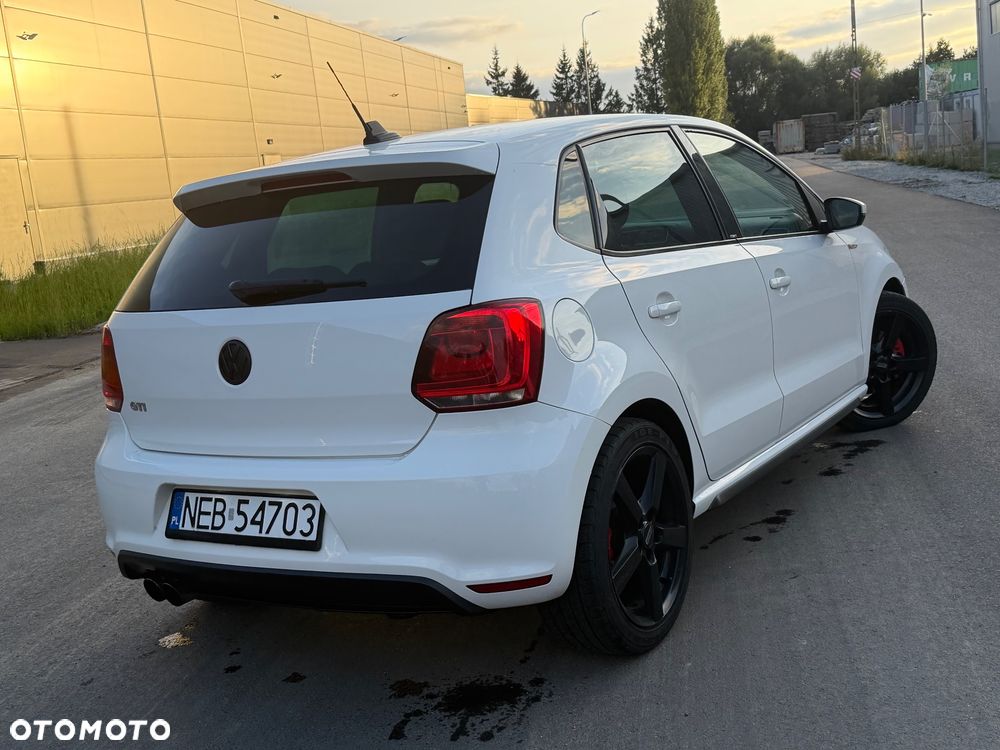 Volkswagen Polo - 3