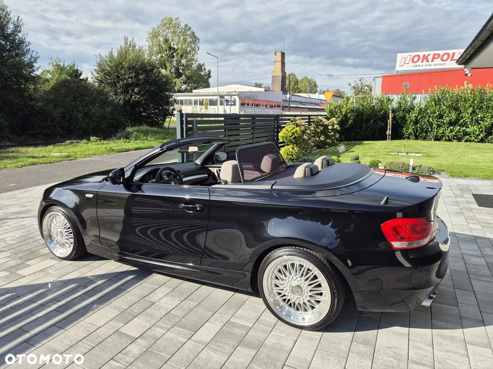 BMW Seria 1 125i Coupe - 2