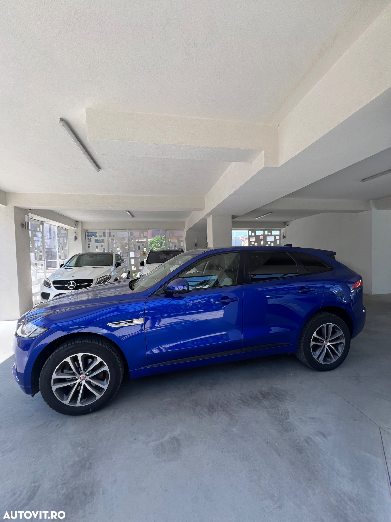 Jaguar F-Pace 20d AWD R-Sport - 3