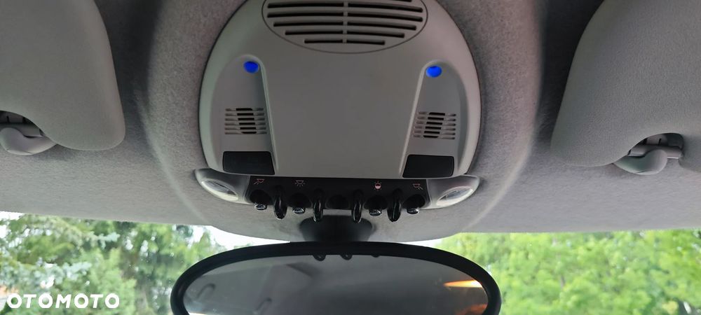 MINI Clubman - 30