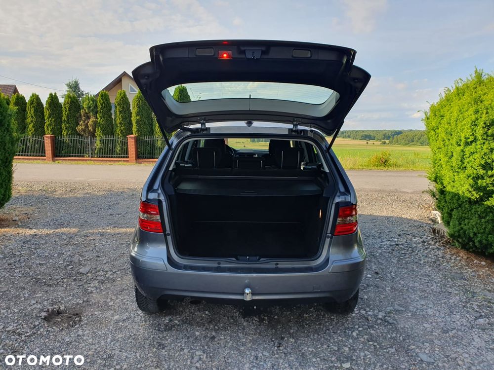 Mercedes-Benz Klasa B 150 BlueEFFICIENCY - 39