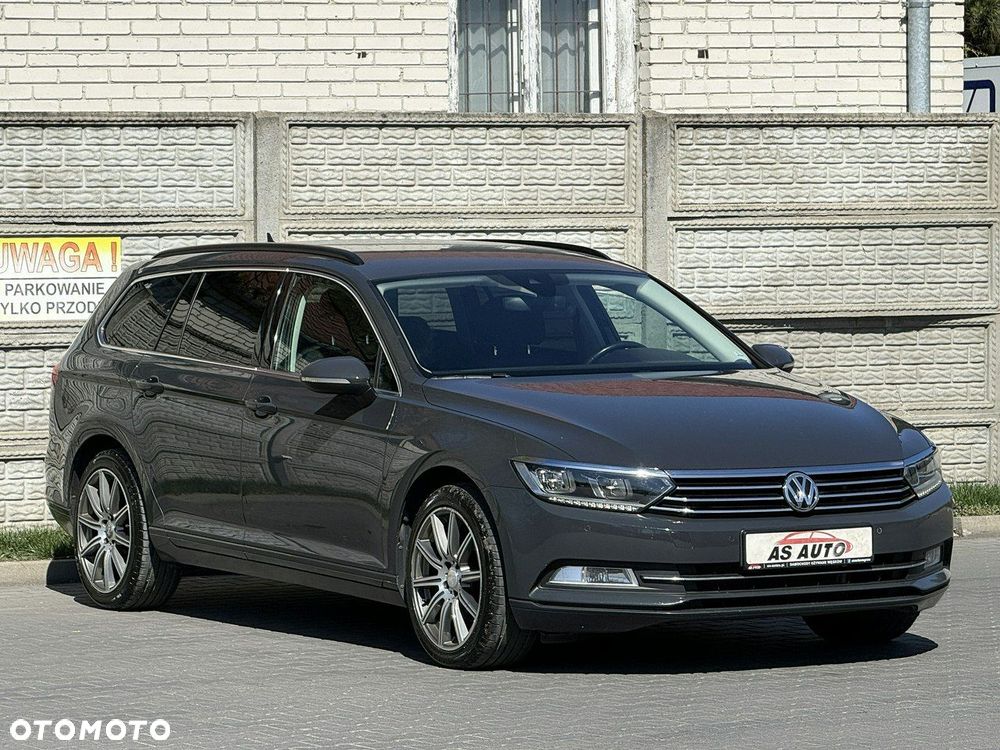 Volkswagen Passat - 32