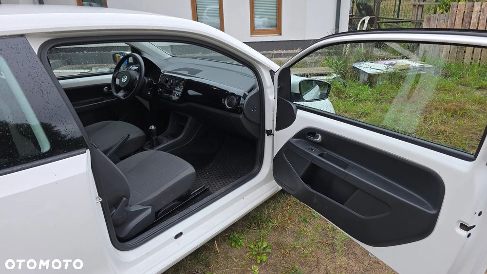 Volkswagen up! - 5