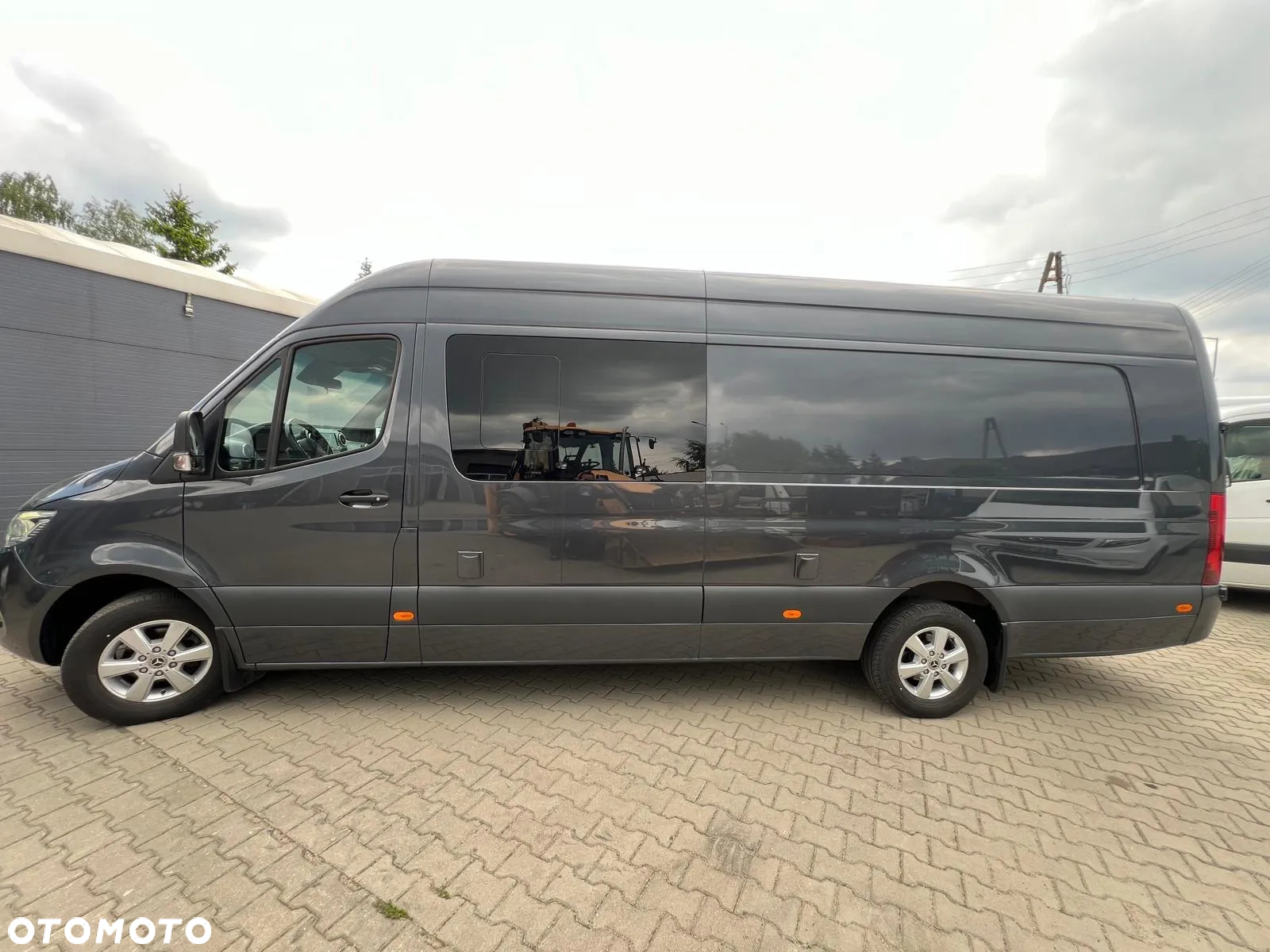 Mercedes-Benz Sprinter 319 CDI 907.235 - 4