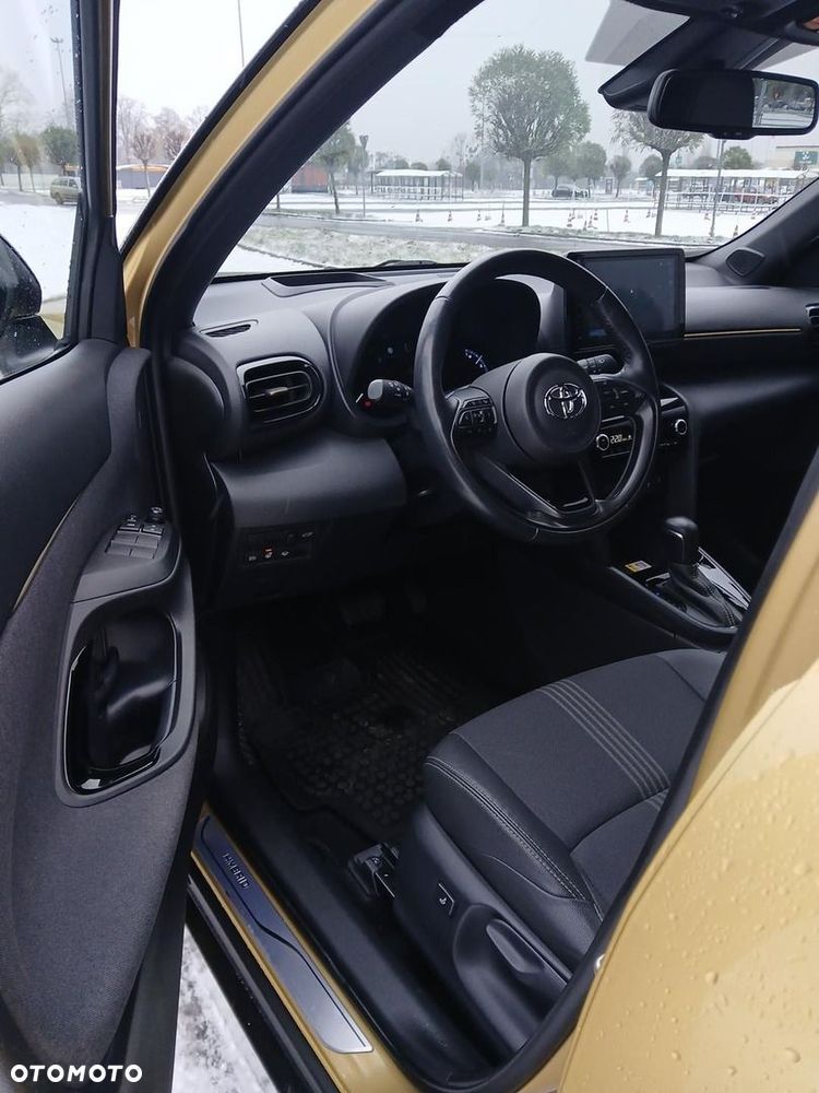 Toyota Yaris Cross Hybrid 1.5 Adventure - 17