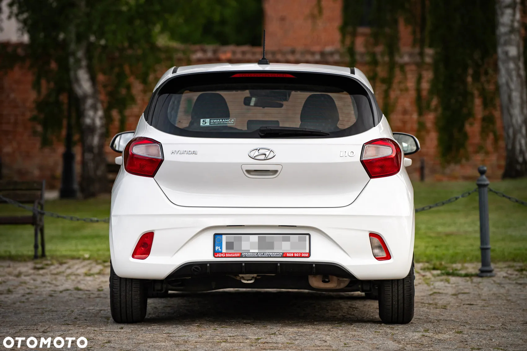 Hyundai i10 - 12